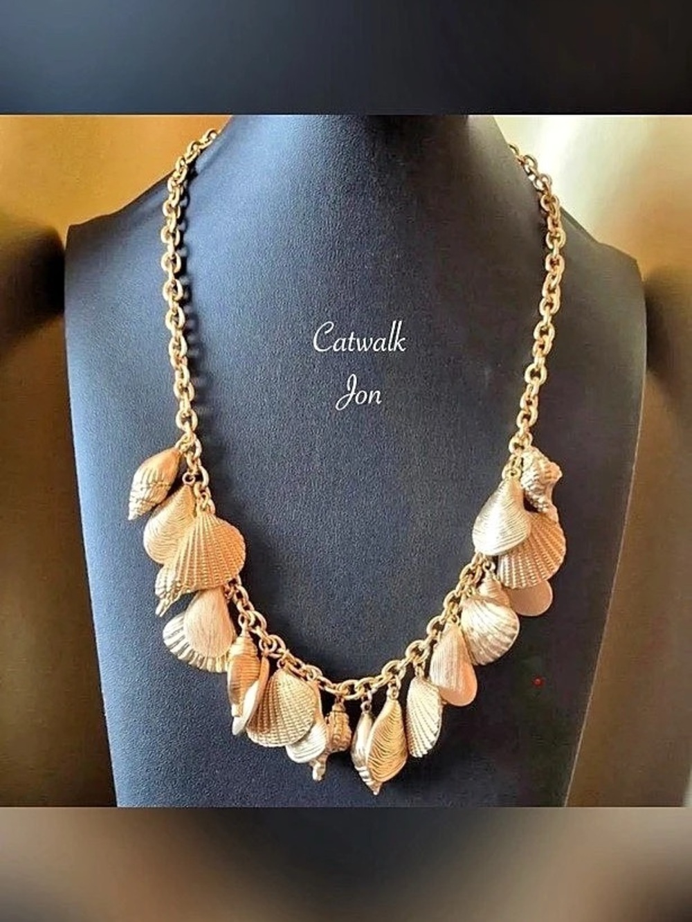 Catwalk Jon Nautica Shell Pendant Statement Necklace 225